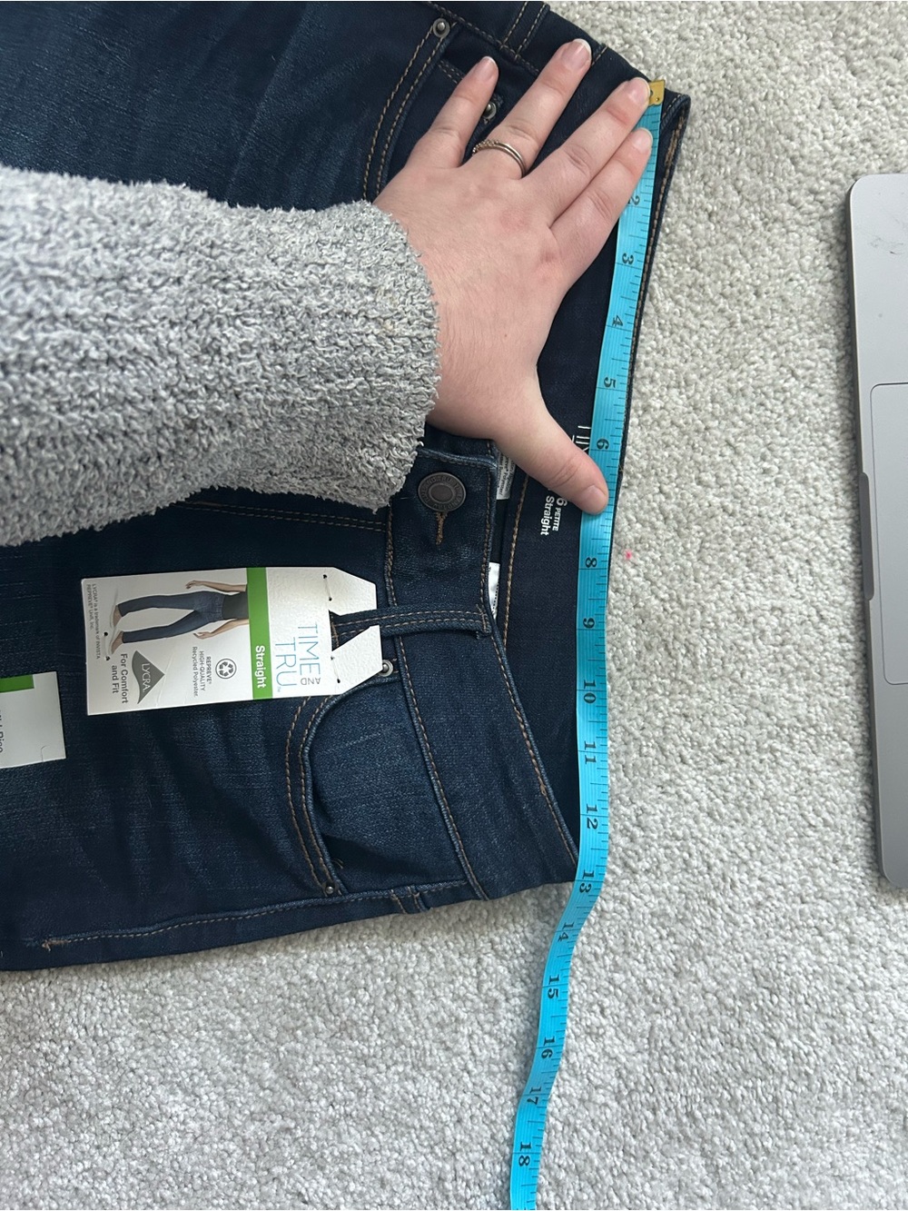 Mid Rise Dark Jeans Brand New - Picture 6 of 9